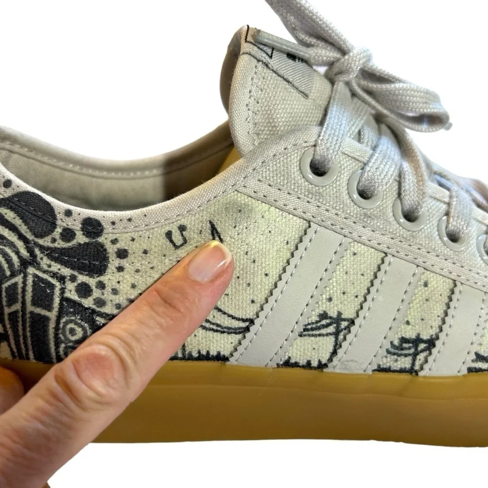 Adidas Nizza Platform Shoes Rare Unique Lemony Cream Color w/ Music Graphics